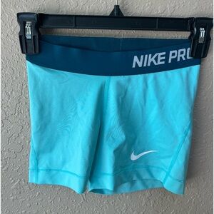 Women’s Nike Pro Shorts Green XS EUC